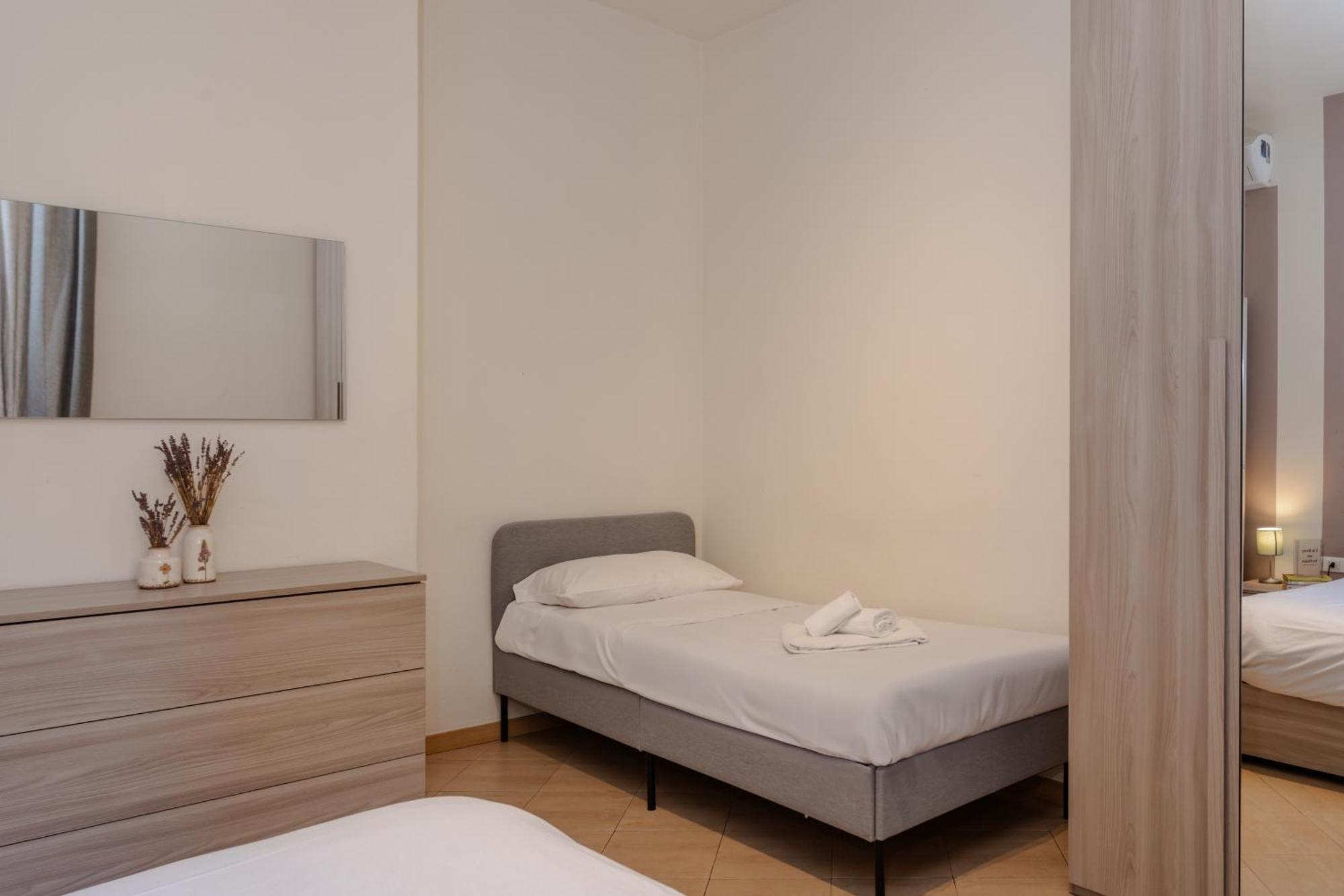 แฟมิลี.3 โบโลญญา Apartment ภายนอก รูปภาพ