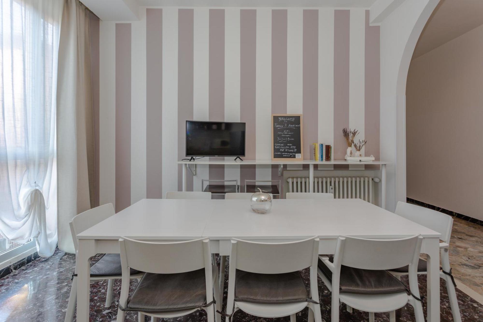 แฟมิลี.3 โบโลญญา Apartment ภายนอก รูปภาพ
